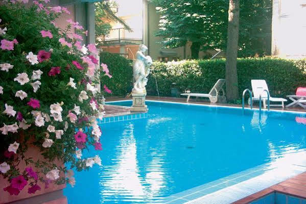 Residenza Villa Lidia Ριτσόνε Εξωτερικό φωτογραφία